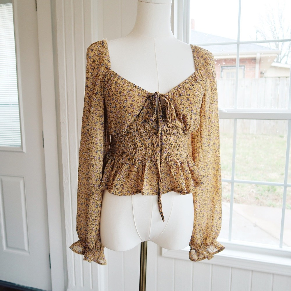 She + Sky Womens Floral Smocked Peplum Top S Cottagecore Boho Milkmaid Romantic